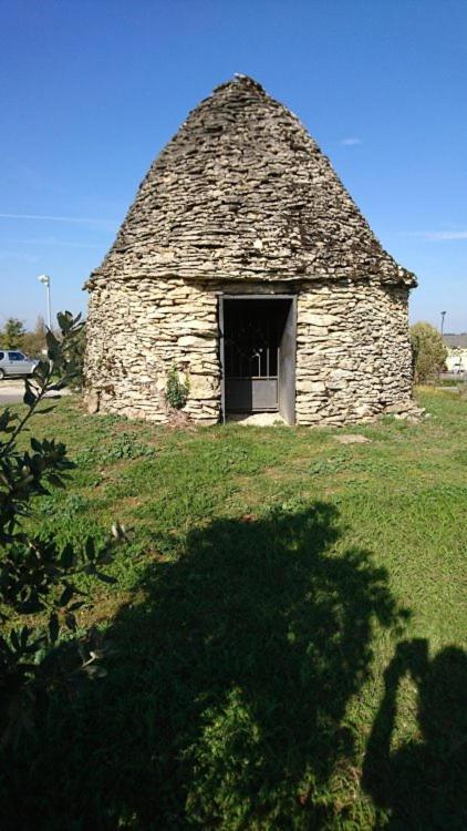 Petite Maison En Pierre Au Coeur Du Perigord Noir Salignac Eyvigues Екстер'єр фото